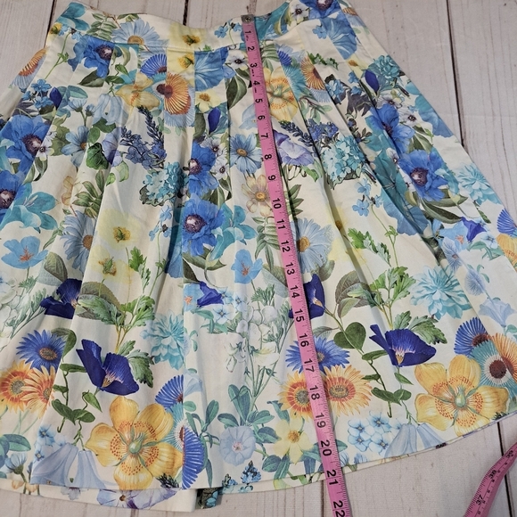 Talbots Petite Floral Pleated Skirt 4P - Picture 3 of 9
